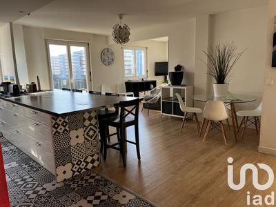 Appartement - 100 m² - 5 pièces