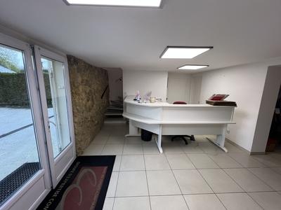 Local d'activités - 190 m²