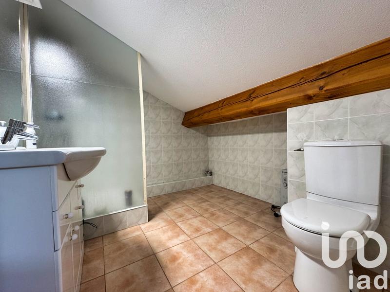 Maison - 225 m² - 7 pièces