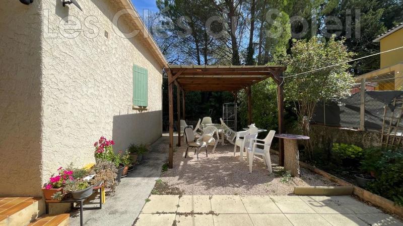 Maison traditionnelle - 135 m² - 6 pièces