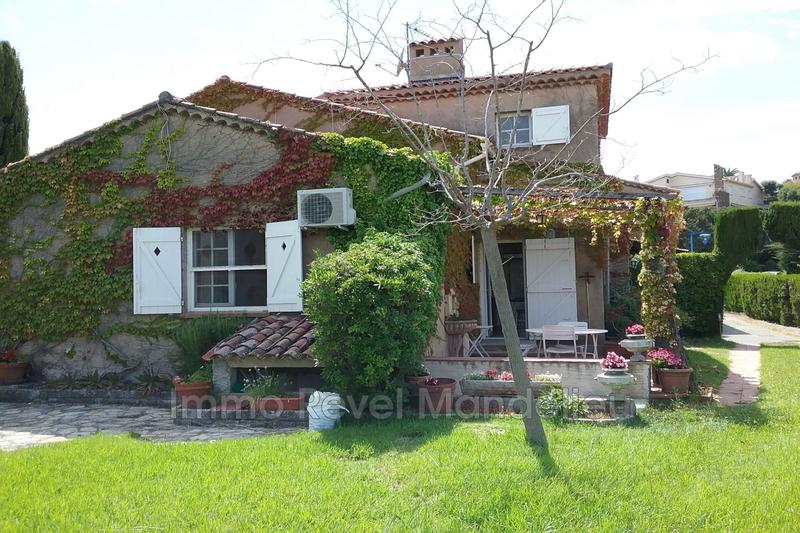 Villa - 120 m² - 5 pièces