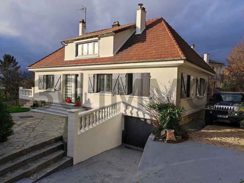 Maison - 138 m² - 7 pièces