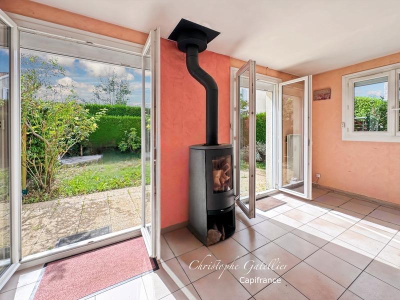 Maison - 88 m² - 4 pièces