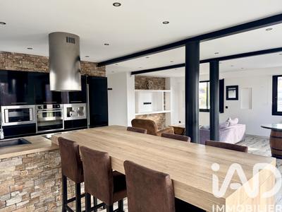 Appartement - 100 m² - 4 pièces