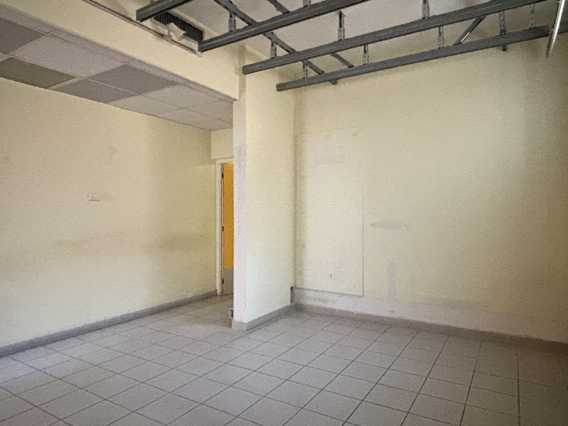 Local commercial - 265 m²