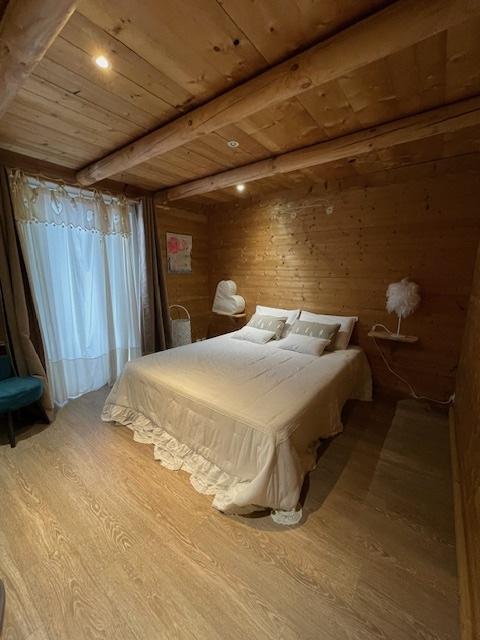 Villa - 183 m² - 11 pièces