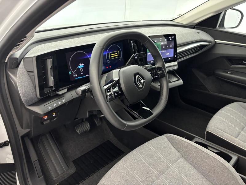 Renault Mégane E-Tech Ev40 130ch standard charge Equilibre