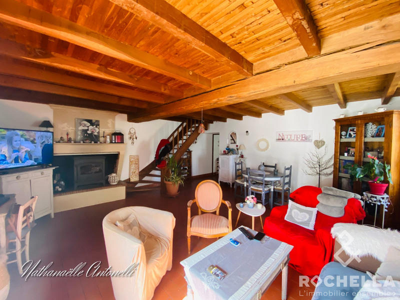 Maison ancienne - 110 m² - 3 pièces