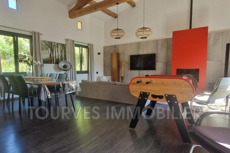 Villa - 226 m² - 5 pièces