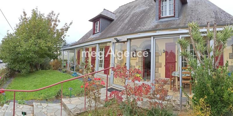 Maison - 140 m² - 5 pièces