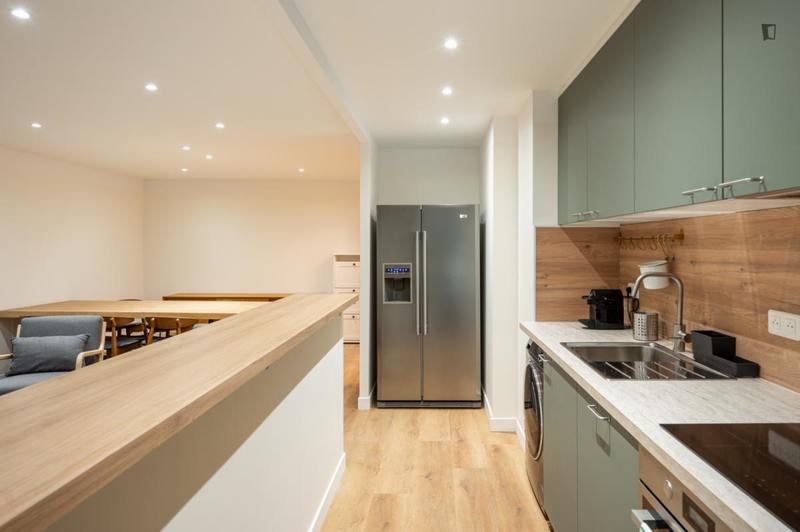 Chambre - 9 m² - 4 pièces