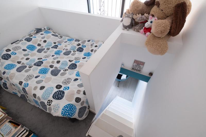 Loft - 323 m² - 6 pièces