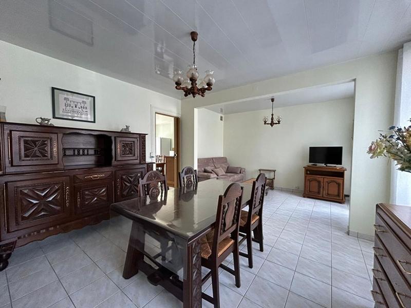 Maison - 101 m² - 5 pièces