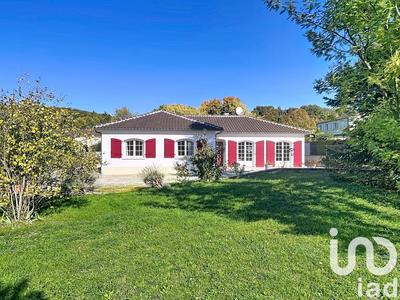 Maison - 180 m² - 7 pièces