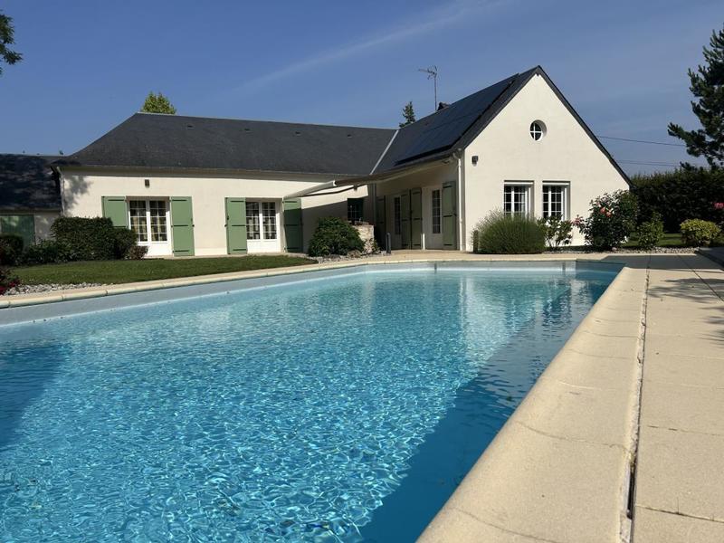 Propriété - 178 m² - 8 pièces