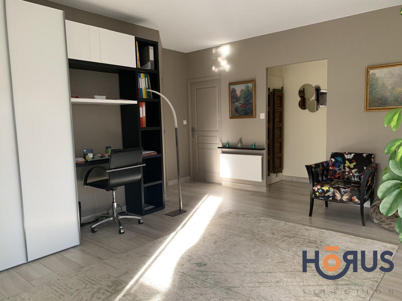 Viager - Maison traditionnelle - 160 m² - 5 pièces