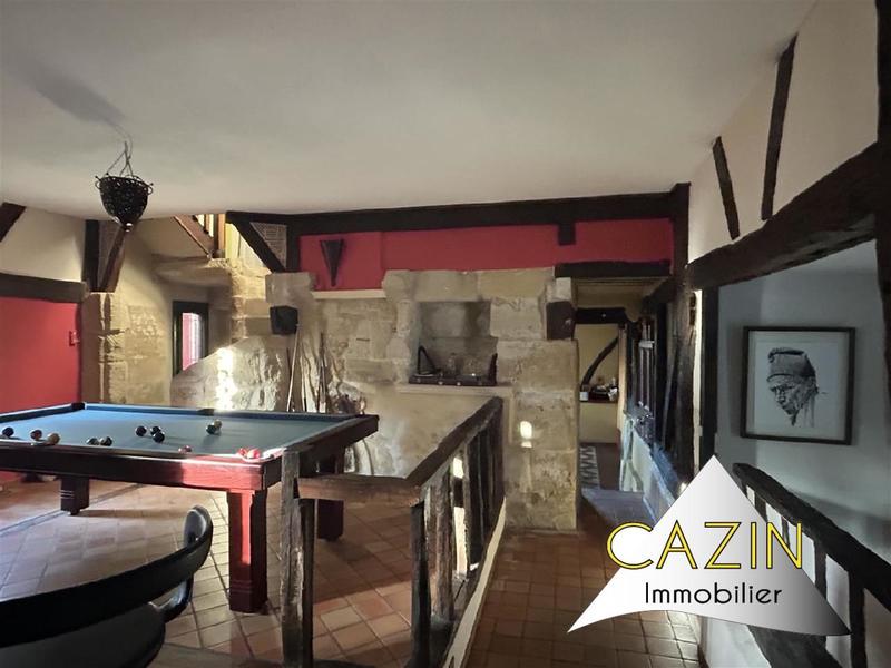 Maison - 418 m² - 10 pièces