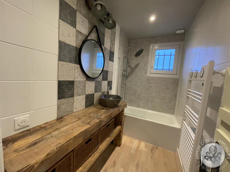 Maison - 76 m² - 4 pièces