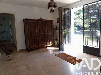 Maison - 232 m² - 10 pièces