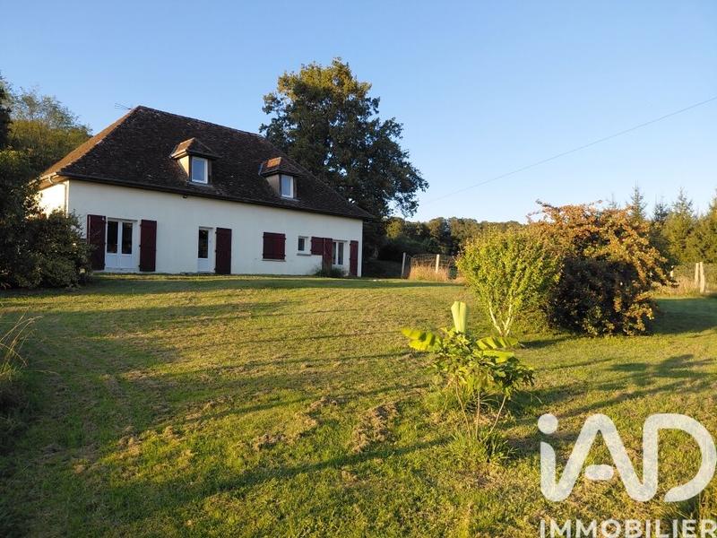 Maison - 213 m² - 7 pièces