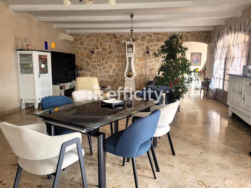 Maison - 185 m² - 6 pièces