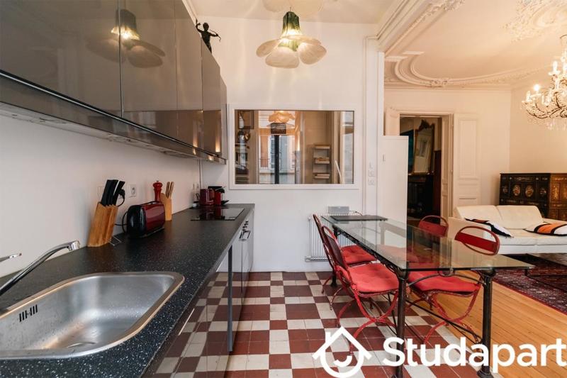 Appartement - 75 m² - 2 pièces