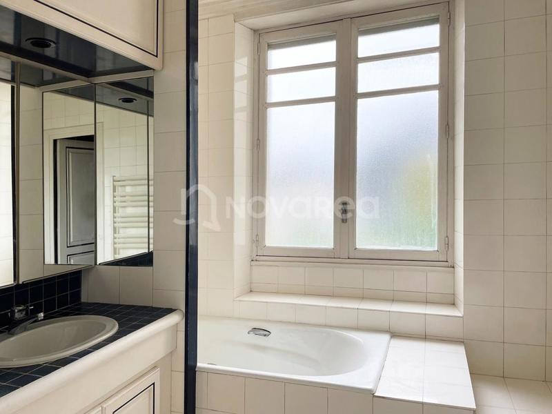 Appartement - 108 m² - 3 pièces