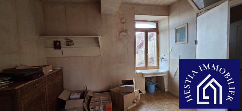 Maison ancienne - 221 m² - 11 pièces