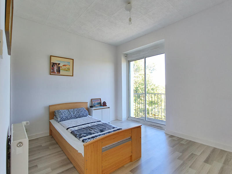 Maison - 205 m² - 10 pièces