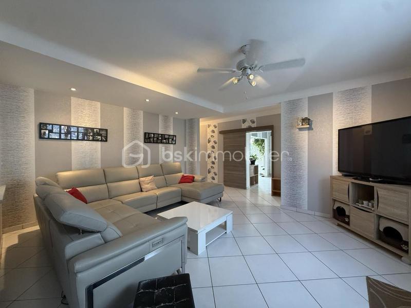 Maison - 177 m² - 7 pièces