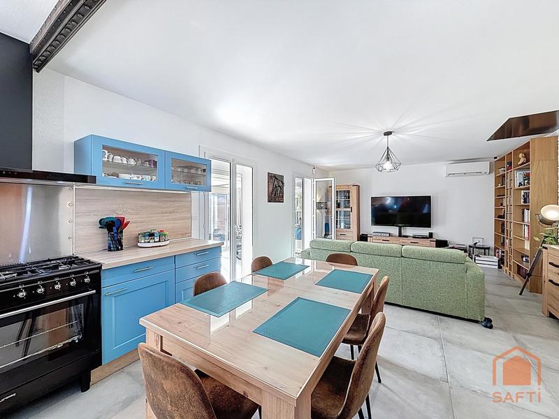 Villa - 97 m² - 6 pièces