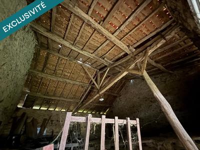 Maison - 240 m² - 2 pièces