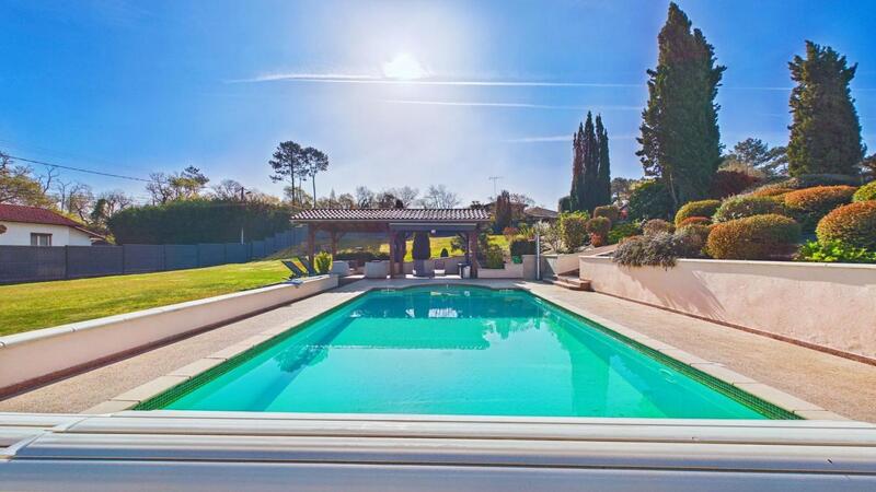 Maison - 170 m² - 7 pièces