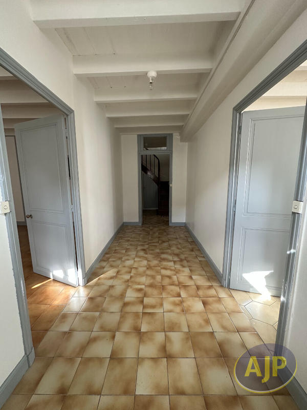 Maison - 160 m² - 7 pièces