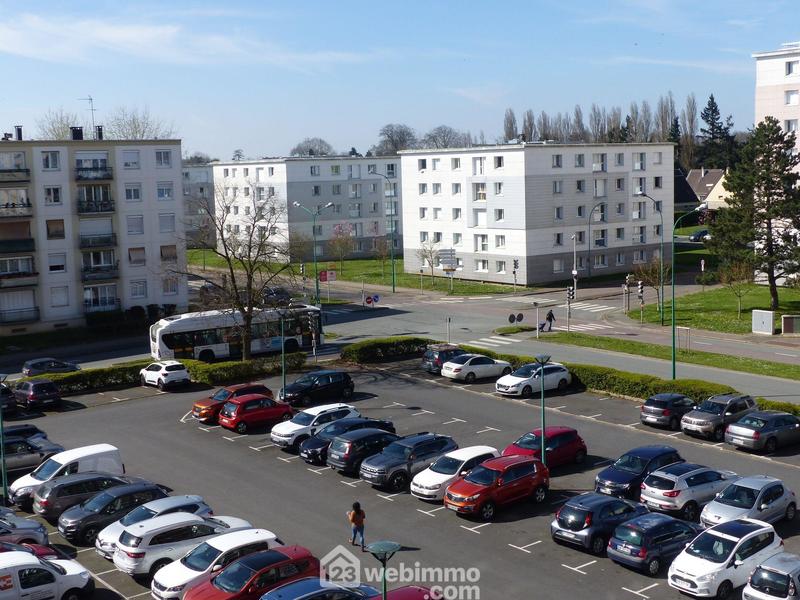 Appartement - 99 m² - 5 pièces
