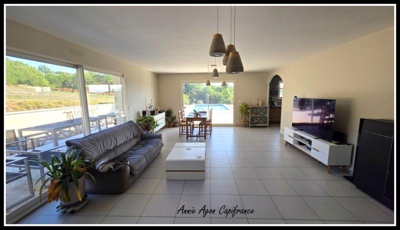 Maison - 145 m² - 5 pièces