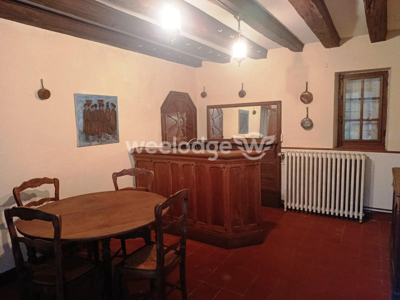 Maison - 239 m² - 10 pièces