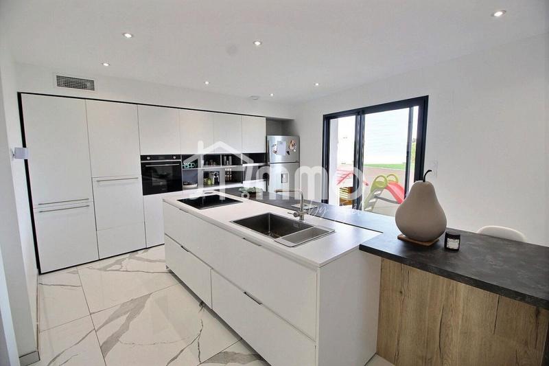 Villa - 128 m² - 4 pièces