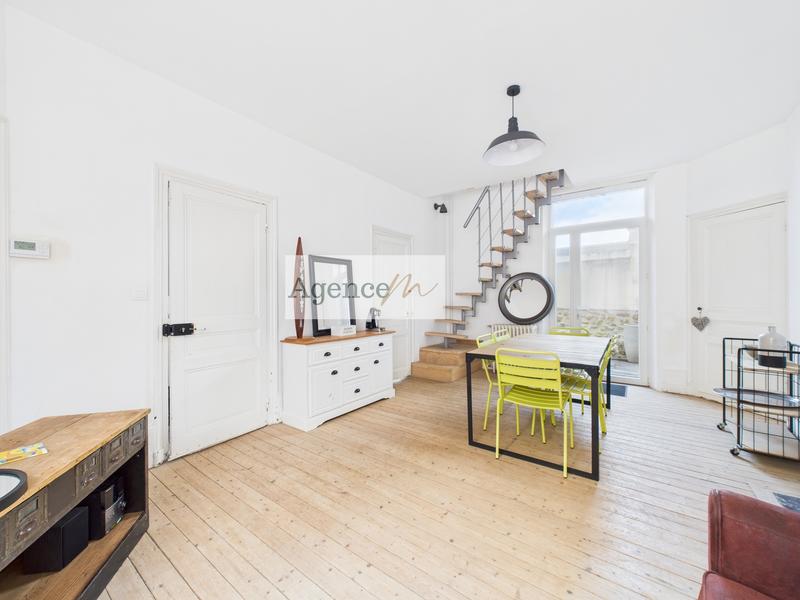 Maison - 131 m² - 6 pièces