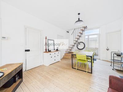 Maison - 131 m² - 6 pièces