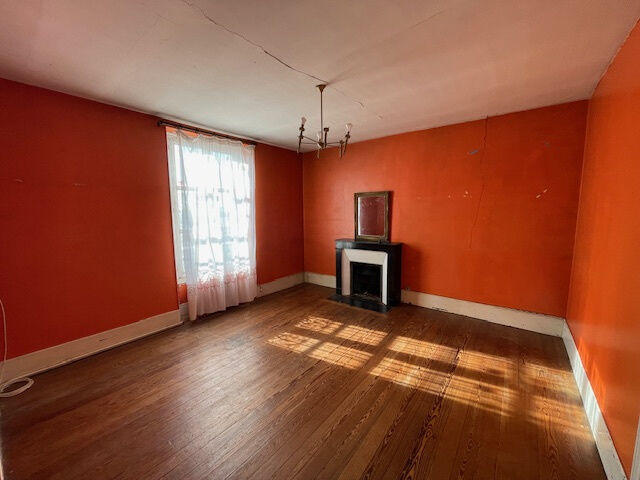 Maison - 168 m² - 8 pièces