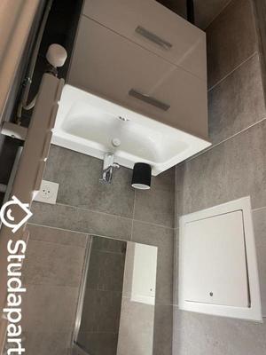 Chambre - 13 m² - 1 pièce