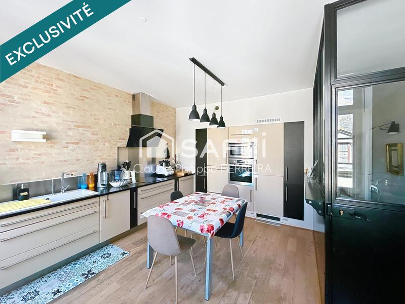 Appartement - 260 m² - 10 pièces