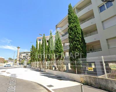 Parking / Garage - 13 m²