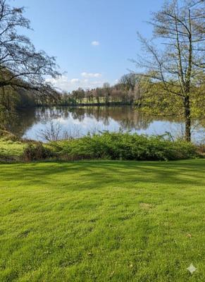 Maison - 214 m² - 10 pièces