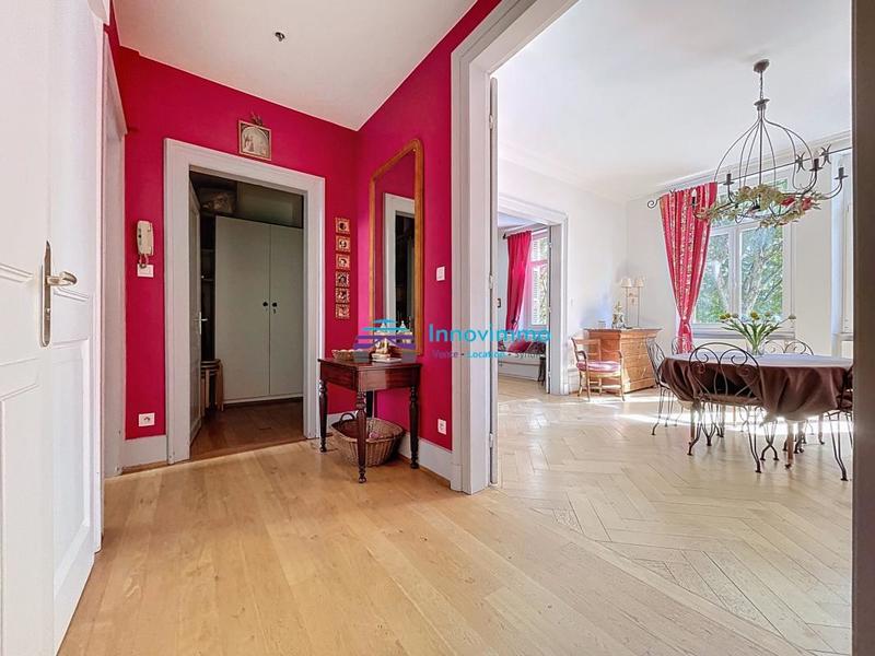 Appartement - 157 m² - 7 pièces