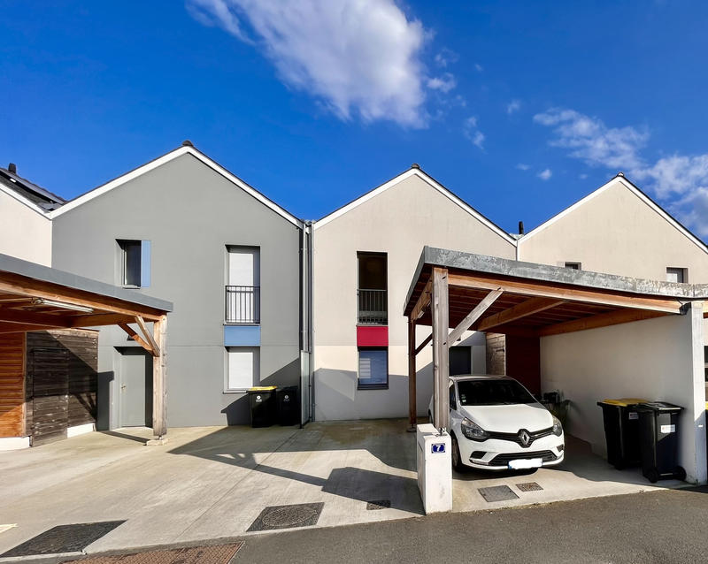 Maison - 86 m² - 5 pièces