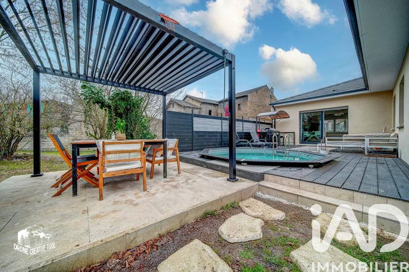 Maison - 122 m² - 6 pièces