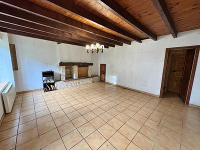 Maison - 80 m² - 5 pièces