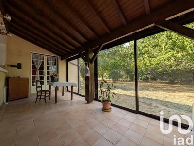 Maison - 180 m² - 6 pièces